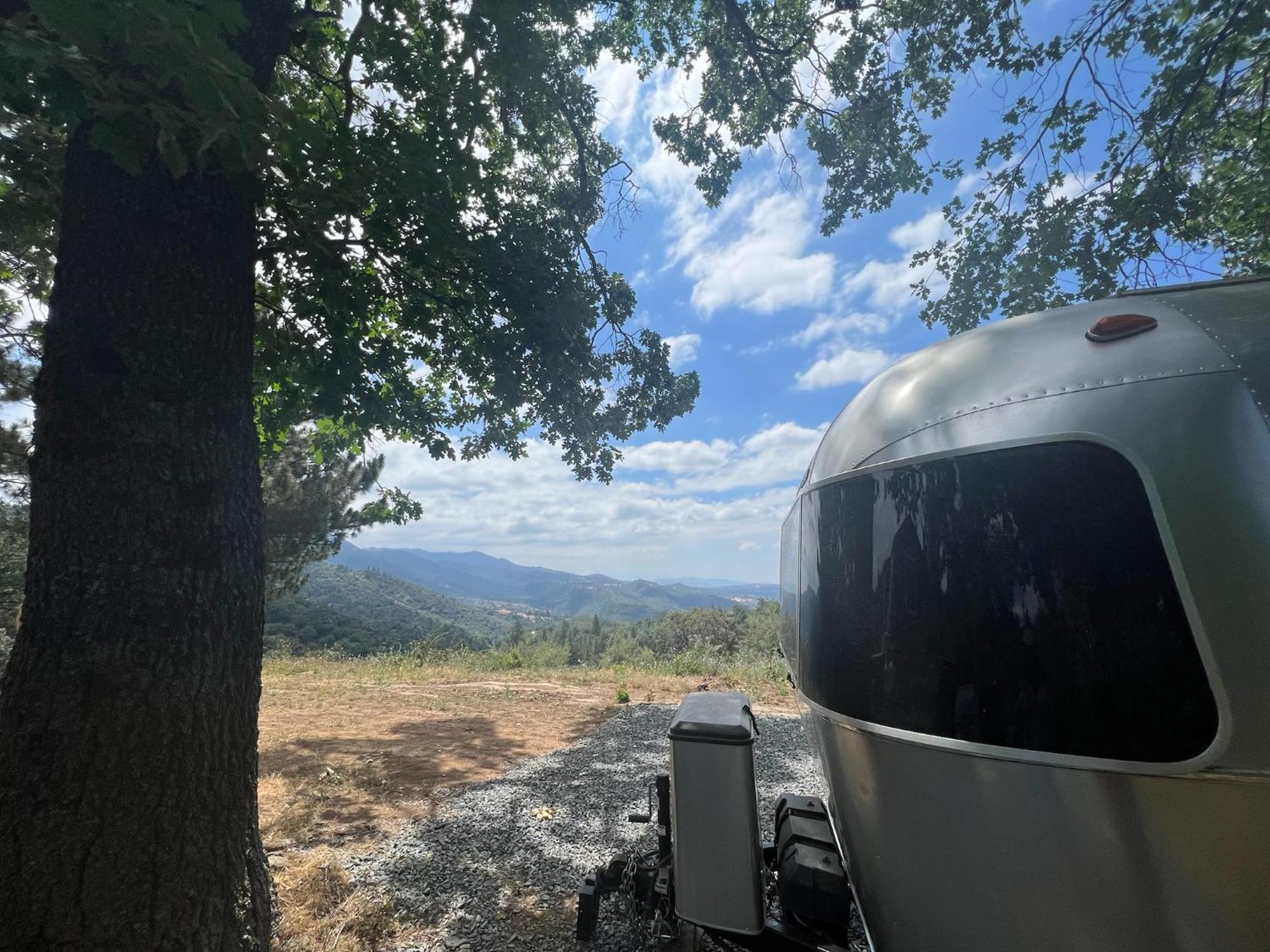 Modern Airstream With Amazing View - 10 To 15 Minutes From Kings Canyon National Park Dunlap Экстерьер фото