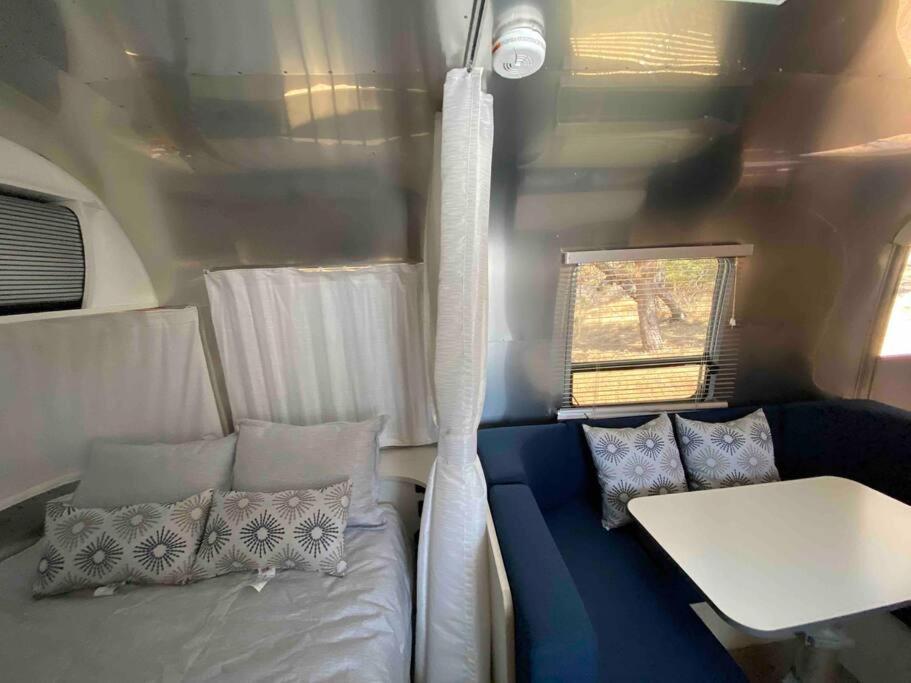 Modern Airstream With Amazing View - 10 To 15 Minutes From Kings Canyon National Park Dunlap Экстерьер фото