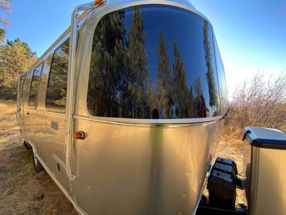 Modern Airstream With Amazing View - 10 To 15 Minutes From Kings Canyon National Park Dunlap Экстерьер фото